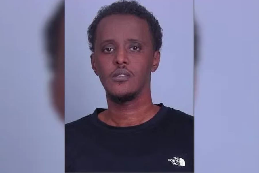 Condenan a 30 años de prisión al “arquitecto” del fraude a un programa alimentario infantil durante la pandemia en Minnesota