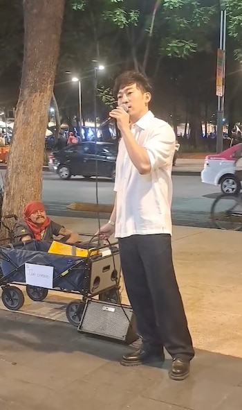 Además de José José, Jun