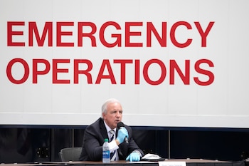 El alcalde del condado de