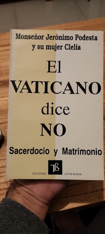 Sacerdote Monja
