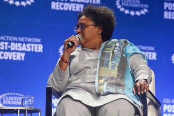 La primera ministra de Barbados