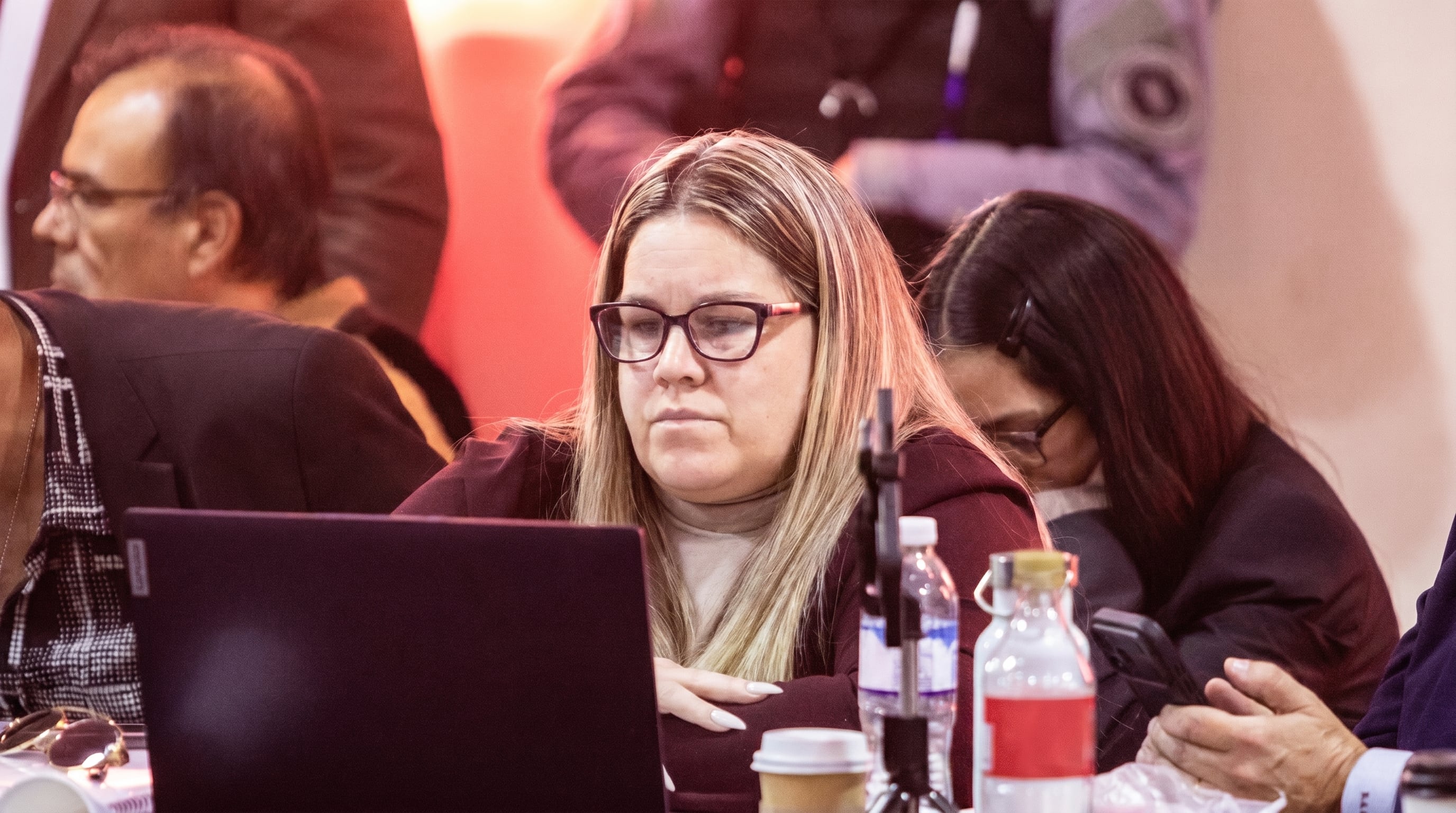 La imputada Elizabeth Cutaia lleva adelante su propia defensa enel juicio por Loan