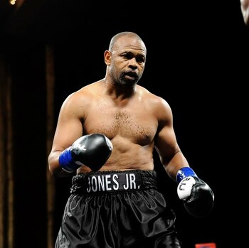 Jones Jr se retiró en