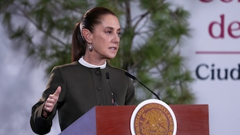 Sheinbaum minimiza participación en megamarcha del IMSS, pero le pone fecha límite a Zoé Robledo para resolver crisis