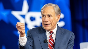Tribunal federal autoriza a Texas a aplicar puntos clave de su controvertida ley contra la inmigración irregular