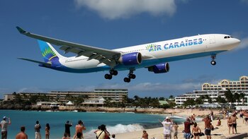 El Aeropuerto Internacional Princesa Juliana