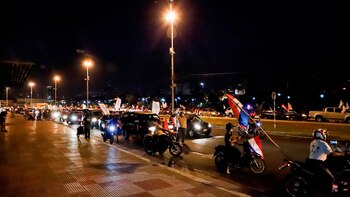 Vehículos se concentran en Asunción contra la corrupción