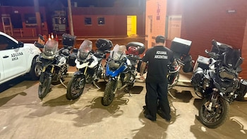 La Aduana incautó cinco motocicletas