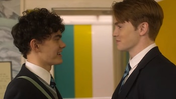 “Heartstopper”: Nick y Charlie lucen