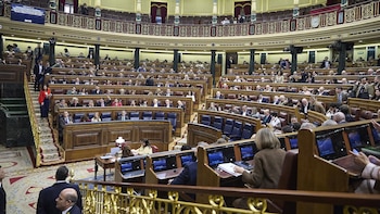 Los parlamentarios otorgan un notable