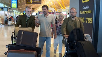 Rodolfo Sancho acompañado de sus