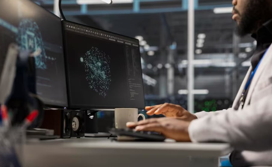 Para los profesores de UCLA, entender la inteligencia artificial no es solo aprender a usarla sino rastrear sus siete décadas de historia y reconocer su potencial para la desinformación y la distorsión (Magnific)