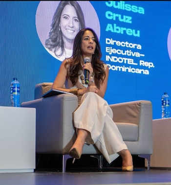Julissa Cruz, directora ejecutiva del