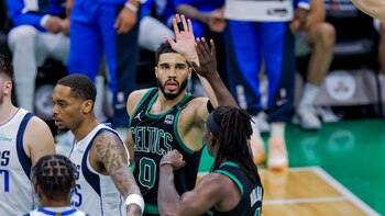 105-98. Boston da un nuevo