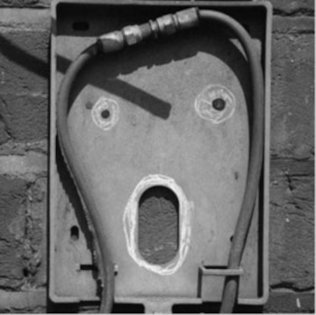 La tendencia a ver caras en objetos y patrones aleatorios se llama pareidolia facial (Universidad de Nueva Gales del Sur)