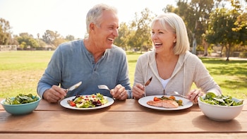 Las mejores fuentes de proteína para personas mayores de 50 años que son de fácil digestión