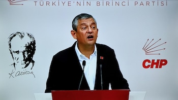 Al menos 13 detenidos en una operación policial contra el principal partido de la oposición en Turquía