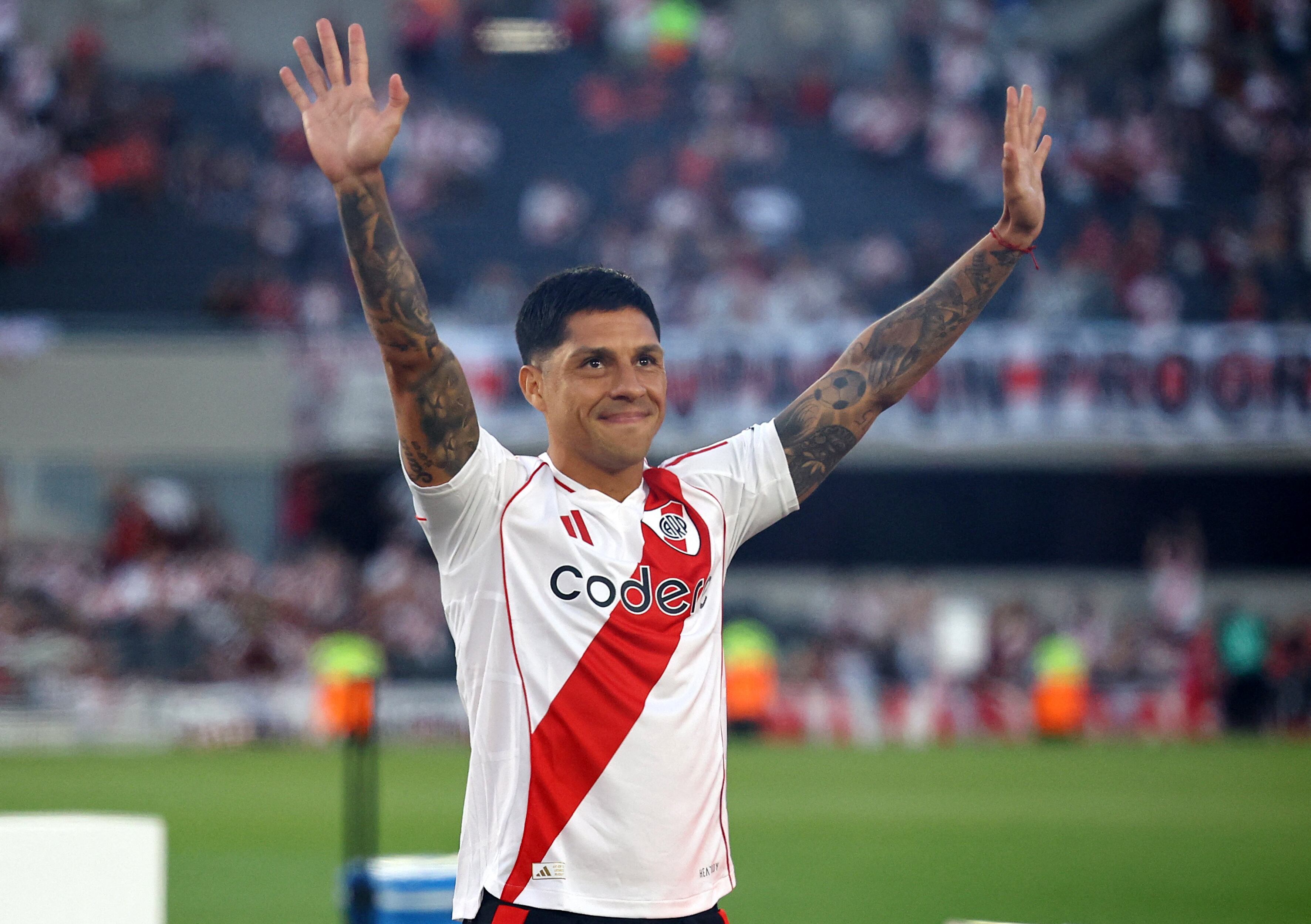 El argentino se lesionó tras caer en grama sintética - crédito Reuters