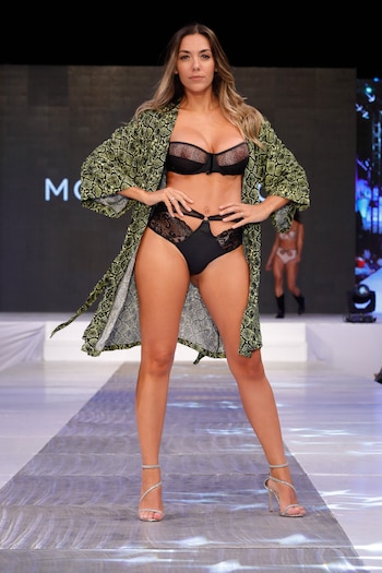 Flopy Tesouro con lenceria de