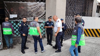 Resguardo de elevador colapsado en