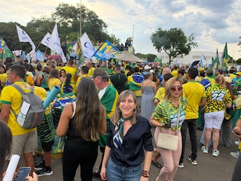 La diputada Llano, en un encuentro de militantes bolsonaristas en Brasilia