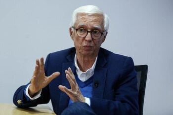 Al finalizar su intervención, Jorge