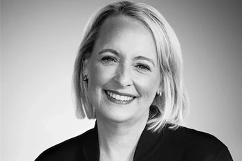 La CEO Julie Sweet destaca