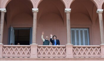 Milei y Modi saludan desde