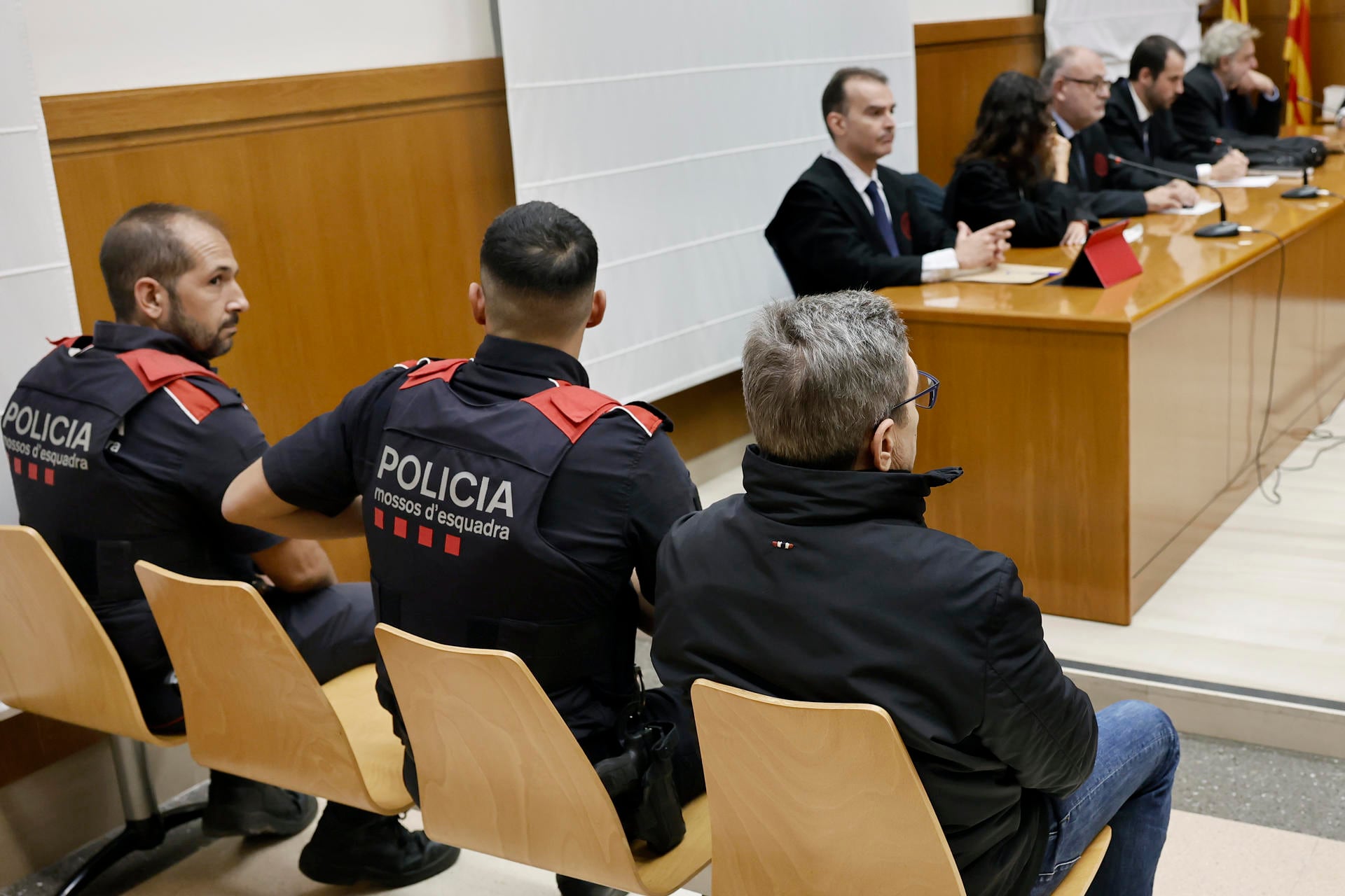 El exprofesor de karate condenado por abusos sexuales se quita la vida en prisión tras aceptar 26 años de cárcel