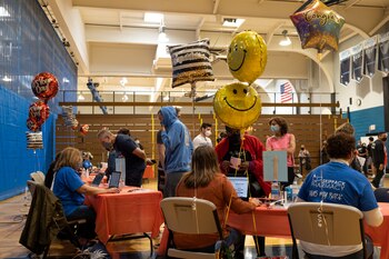 Centro de vacunación en Pensilvania