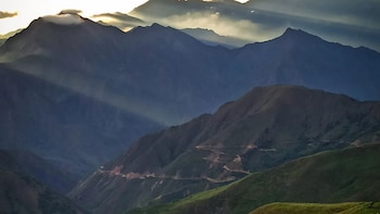 El camino entre Valle Colorado