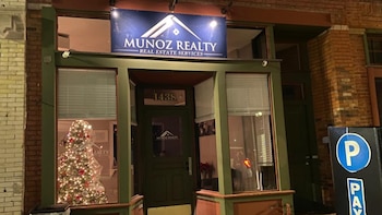 Muñoz-inhouse