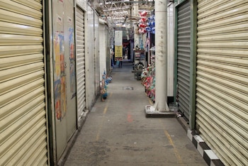 Mercados en la capital se