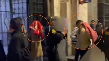 Tenían fichas falsas del Reniec y códigos QR de Yape: dos mujeres fueron detenidas en Arequipa