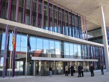 Edificio de Fueros de Aragón
