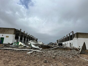 Imagen del estado en el que ha quedado la nave de Coria derrumbada este viernes (DIPUTACIÓN DE SEVILLA)
