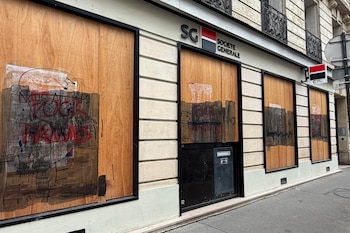 Los comercios de París toman precauciones antes de una nueva manifestación