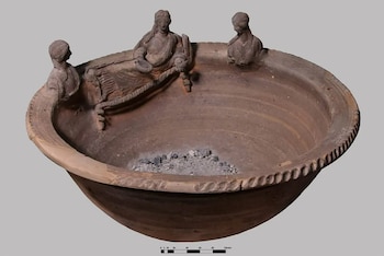 Incensario (J. Eber, cortesía del Parque Arqueológico de Pompeya)