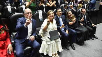 Legisladores del PRI, PAN y