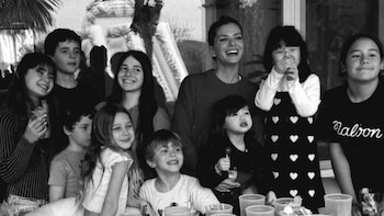 La China Suárez festejó el Día del Niño en la casa de los sueños en medio del duro mensaje de Icardi a Benjamín Vicuña