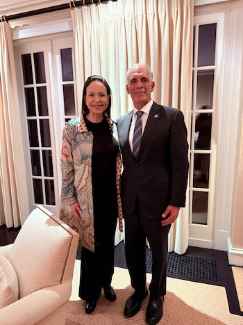 Tito Asfura y María Corina