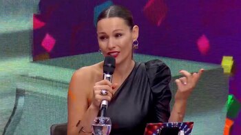 Pampita en Los 8 escalones