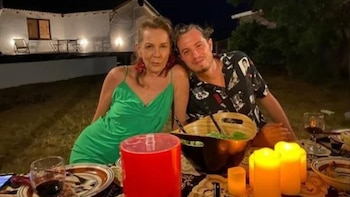 Mónica Gonzaga y su hijo