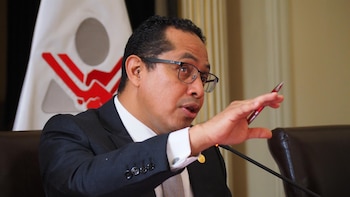 El presidente del JNE llama a una participación "responsable" y garantiza transparencia en la jornada electoral