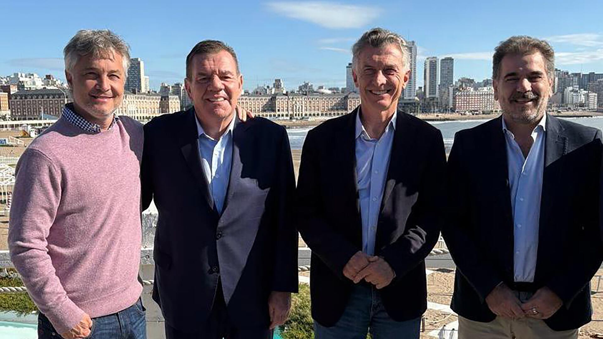 Mauricio Macri en Mar del Plata, junto a Guillermo Montenegro y Cristian Ritondo