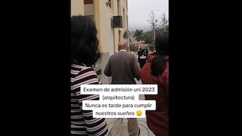 Adulto mayor ingresa a la