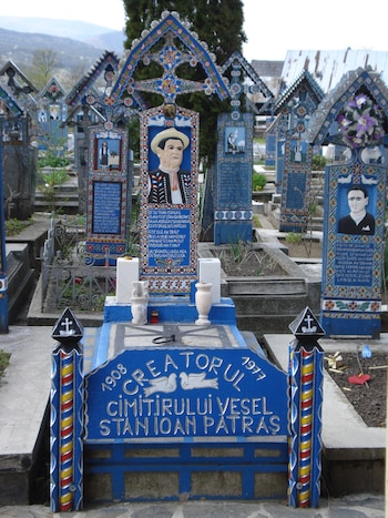 Epitafio del creador de las cruces alegres. (Wikimedia/Pixi)