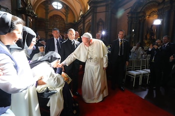 Papa Francisco llega al templo Las Nazarenas para reunirse con monjas de vida contemplativa. Foto: (ANDINA/Andres Valle)