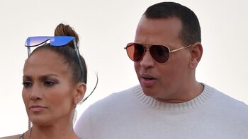 Jennifer Lopez y su pareja,