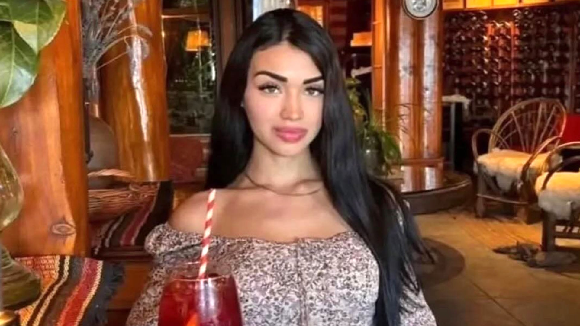 La joven de 27 años fue hallada muerta en las calles de Los Ángeles (Fotos: @familianarela)